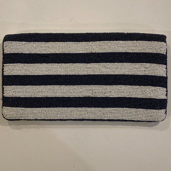 Moyna Couture Fold-over Beaded Clutch - Picture 2 of 7